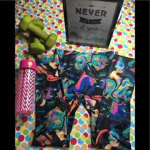 Crazy Leggings +Free Water Bottle